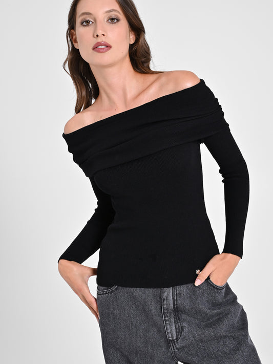Long sleeve off shoulder top